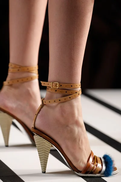 Look 33